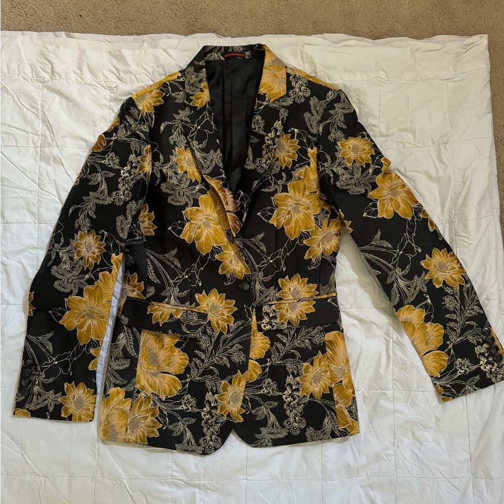 Men’s suit